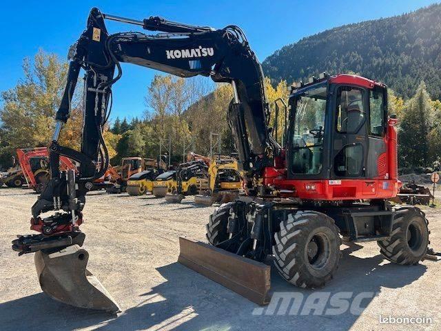 Komatsu PW 118 轮式挖掘机