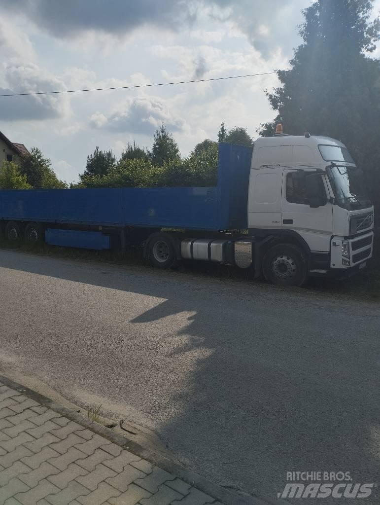Volvo FM450 牵引车