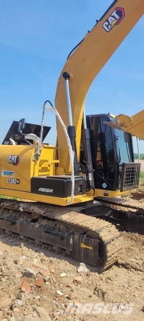 CAT 313 中型挖掘机