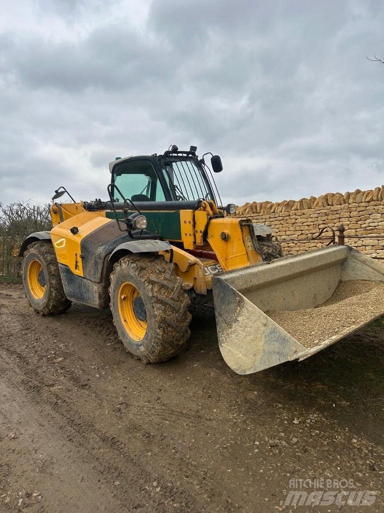 JCB 535-95 履带挖掘机