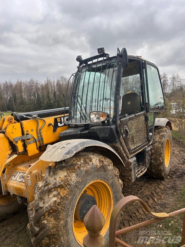 JCB 535-95 履带挖掘机