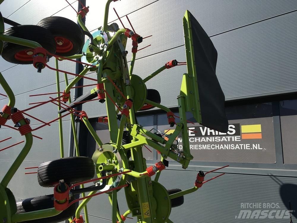 CLAAS Volto 1100 犁耙和摊草机