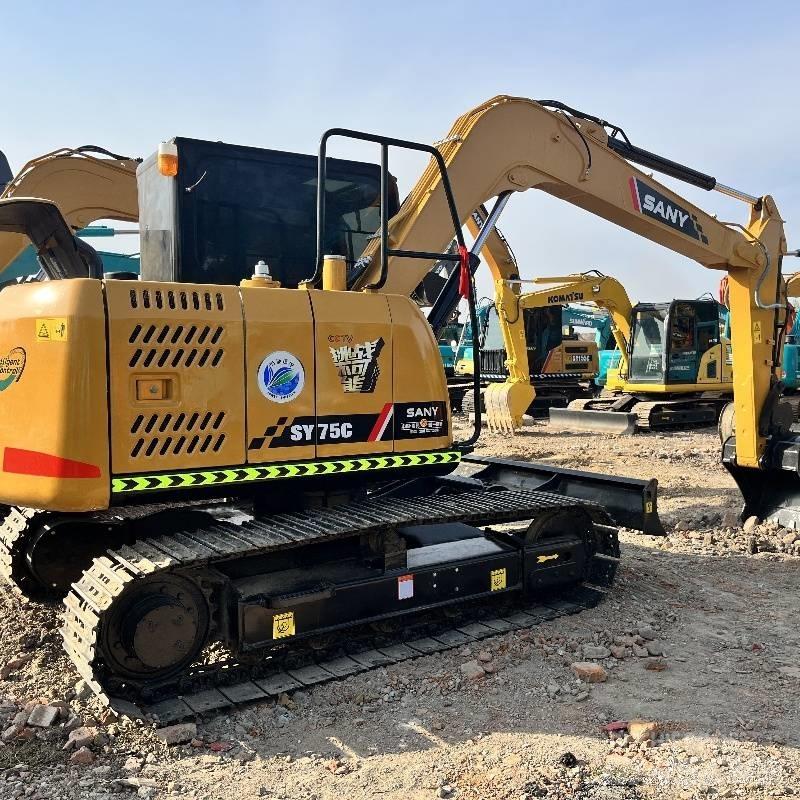 Sany SY 75 中型挖掘机