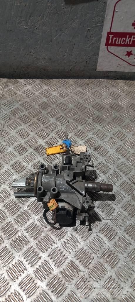 MAN TGA    7360051146 驾驶室与内部