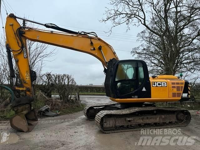JCB JS 220 LC 履带挖掘机