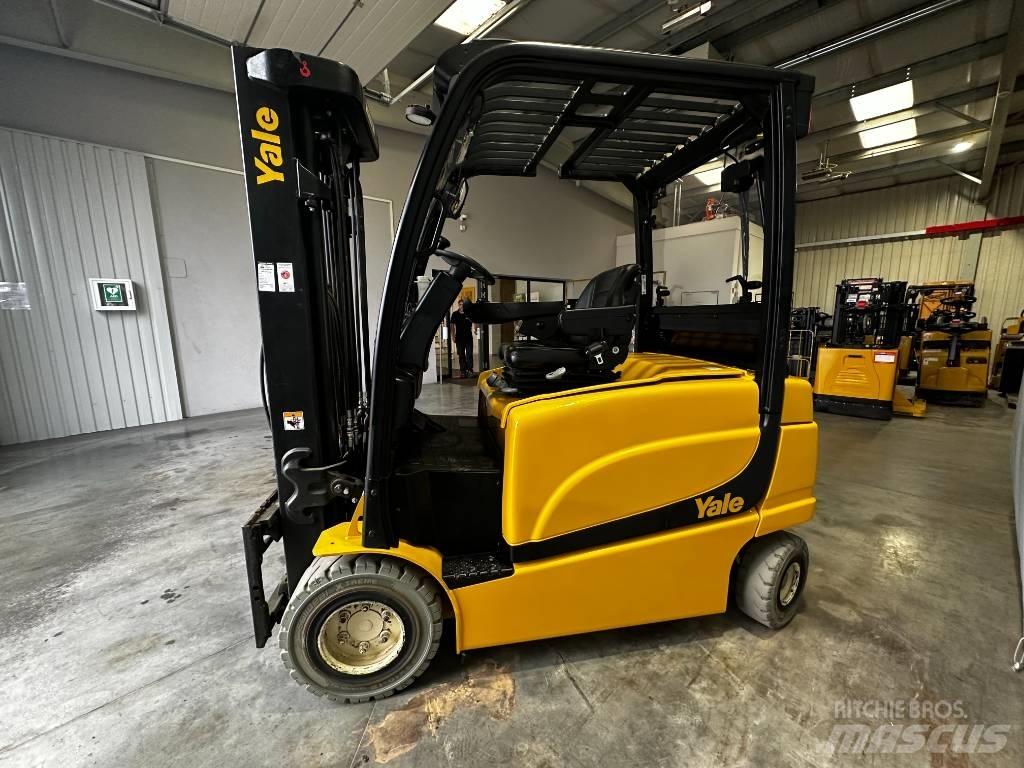Yale ERP30VL 电动叉车