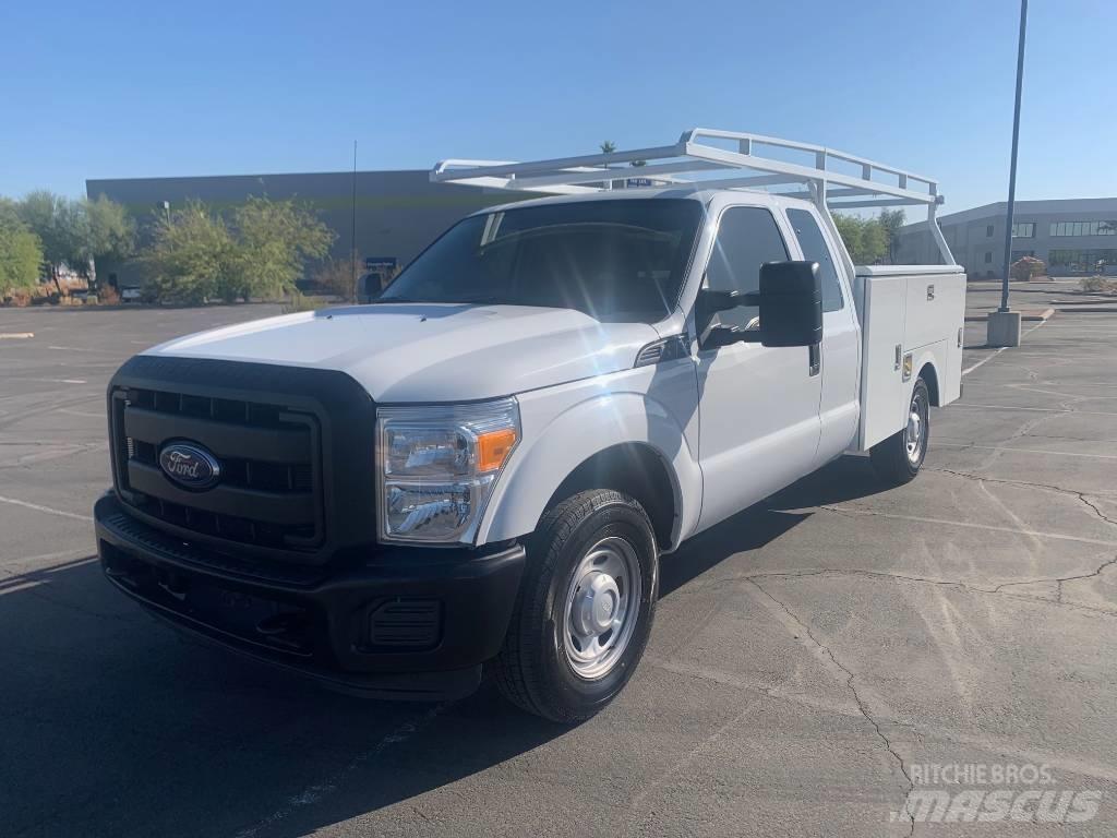 Ford F 350 皮卡车