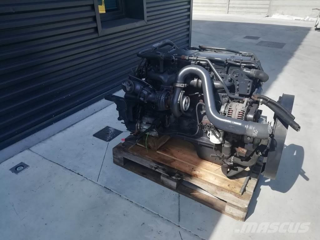 Iveco F4AE3681 发动机