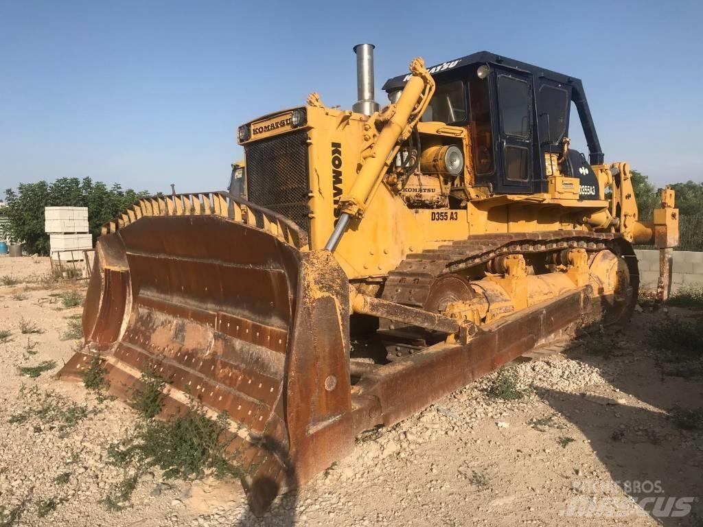Komatsu D355A-3 履带式推土机