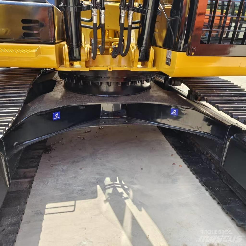 CAT 320D 履带挖掘机