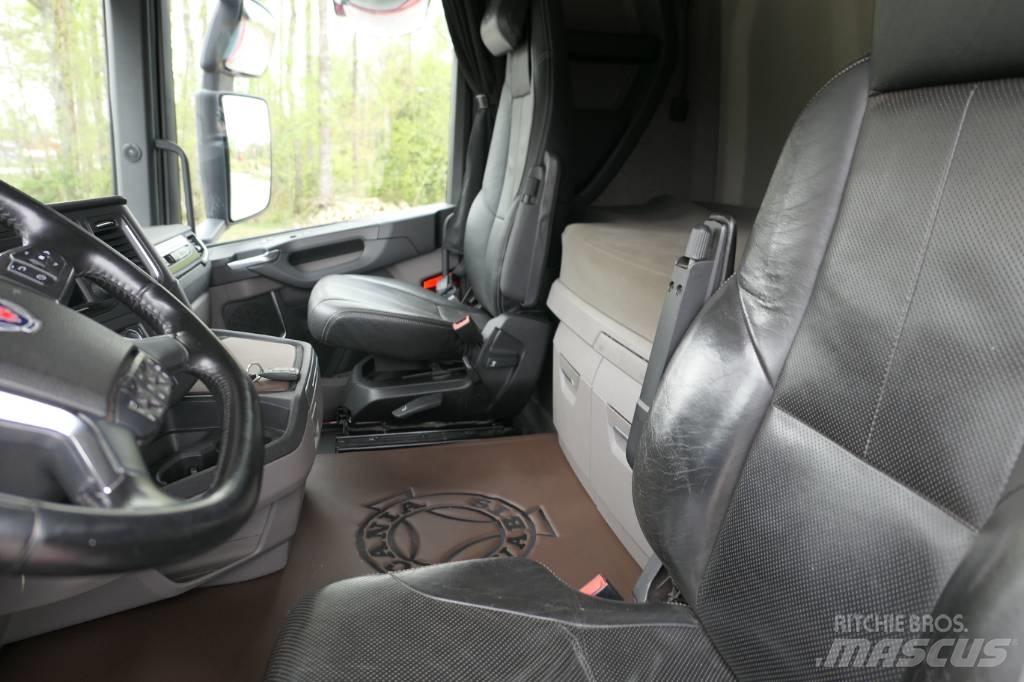 Scania R500 B6x2*4NB 工程吊钩车