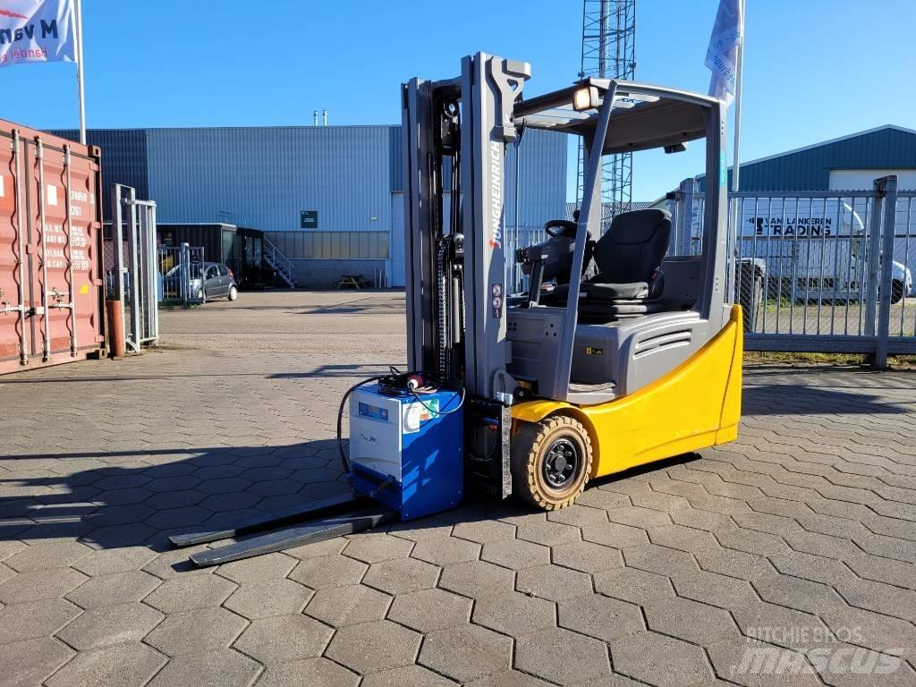 Jungheinrich EFG 216 电动叉车