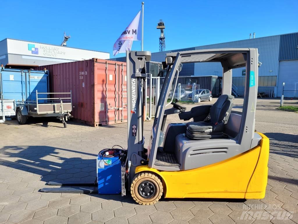 Jungheinrich EFG 216 电动叉车