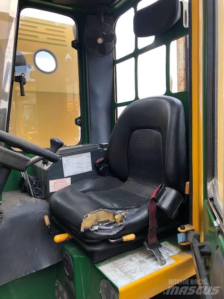 Combilift C 3000 侧卸式铲车