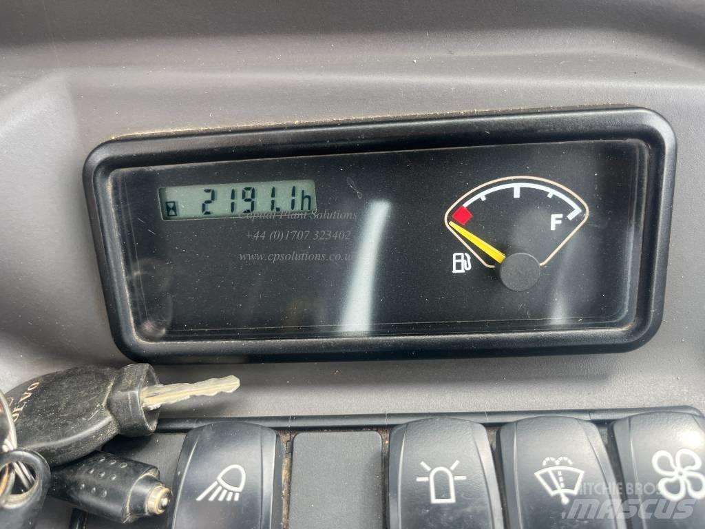 Volvo EC 27 D 小型挖掘机