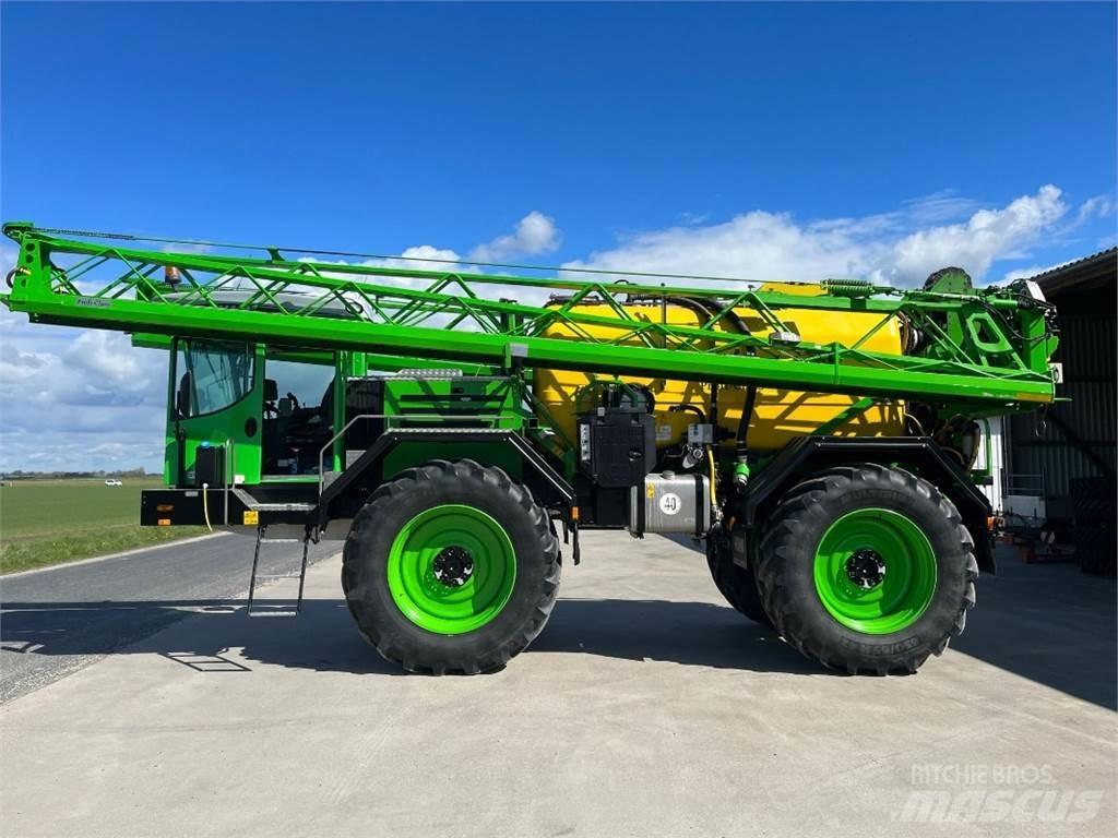 Dammann DT2500H 牵引式喷雾机