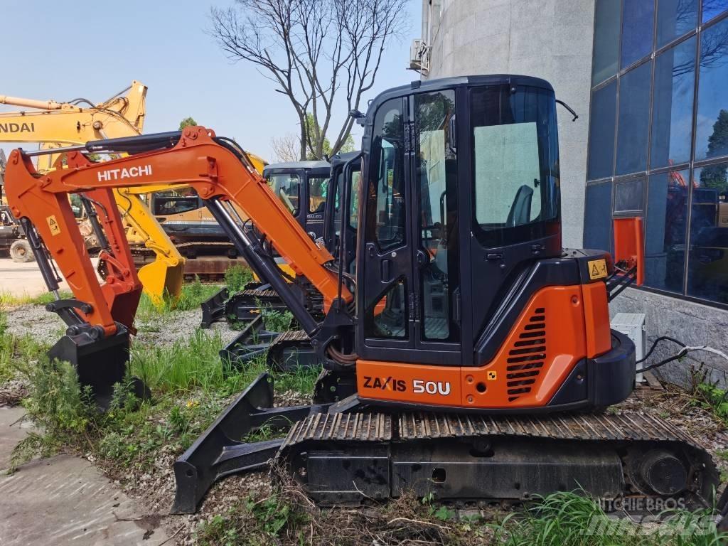 Hitachi ZX 50 U 小型挖掘机