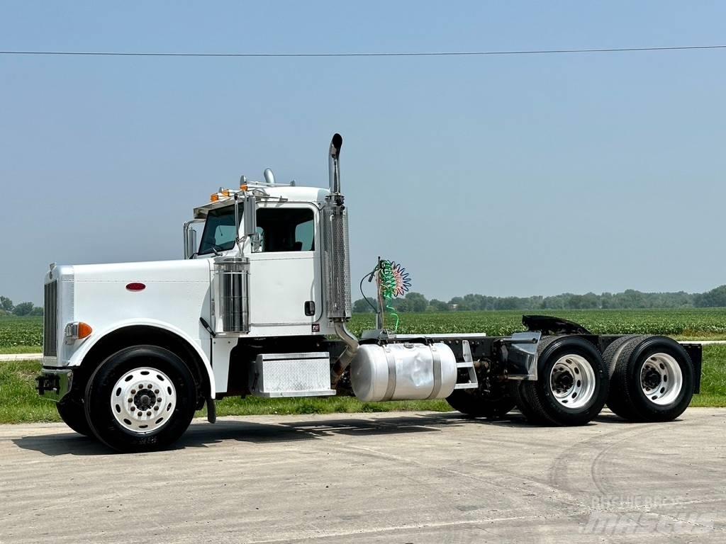 Peterbilt 379 牵引车
