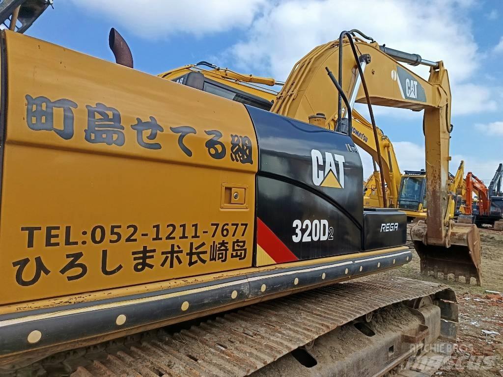 CAT CAT320D2 中型挖掘机