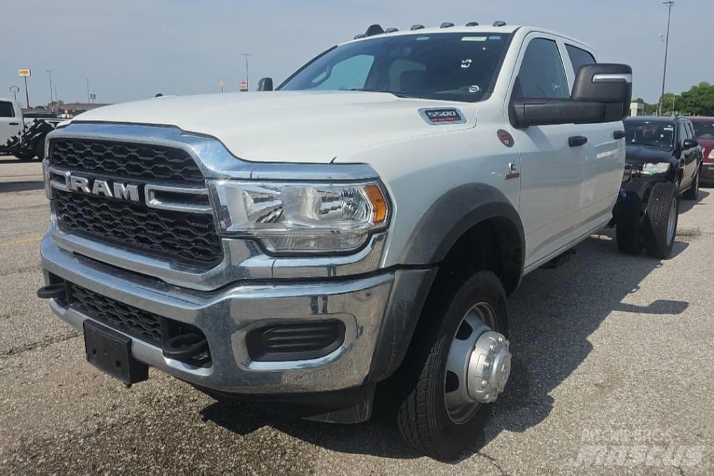 RAM 5500 TRADESMAN 平板车