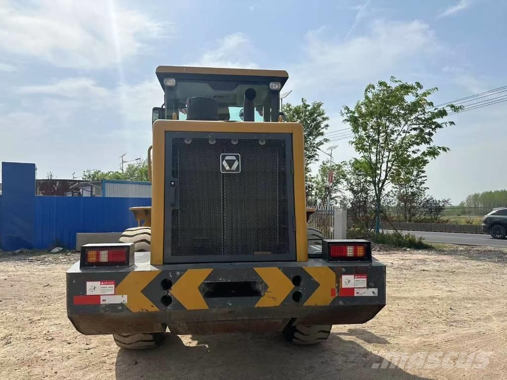 XCMG LW 300 FV 轮式装载机