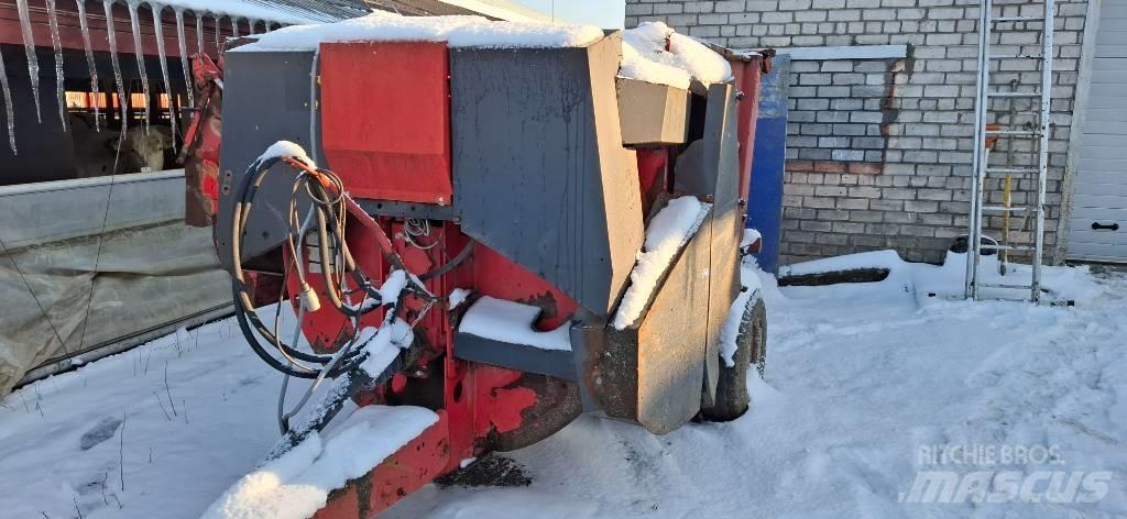 Kuhn Primor 3560 拆捆机/剪钳机/开卷机