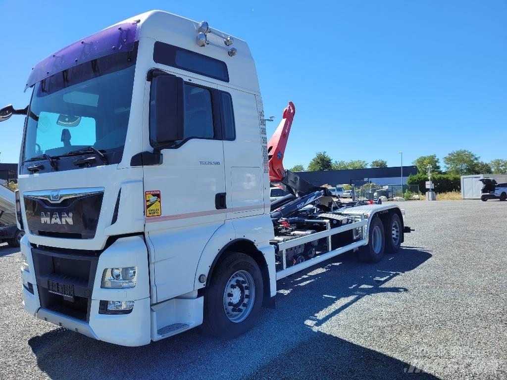 MAN 26.560 工程吊钩车