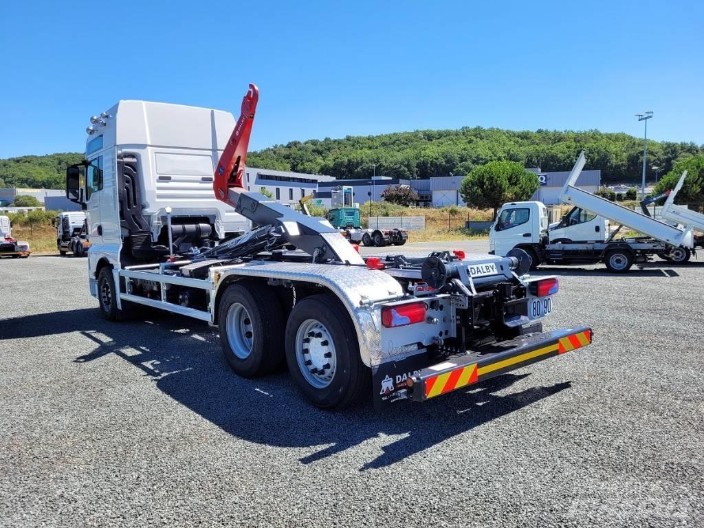 MAN 26.560 工程吊钩车