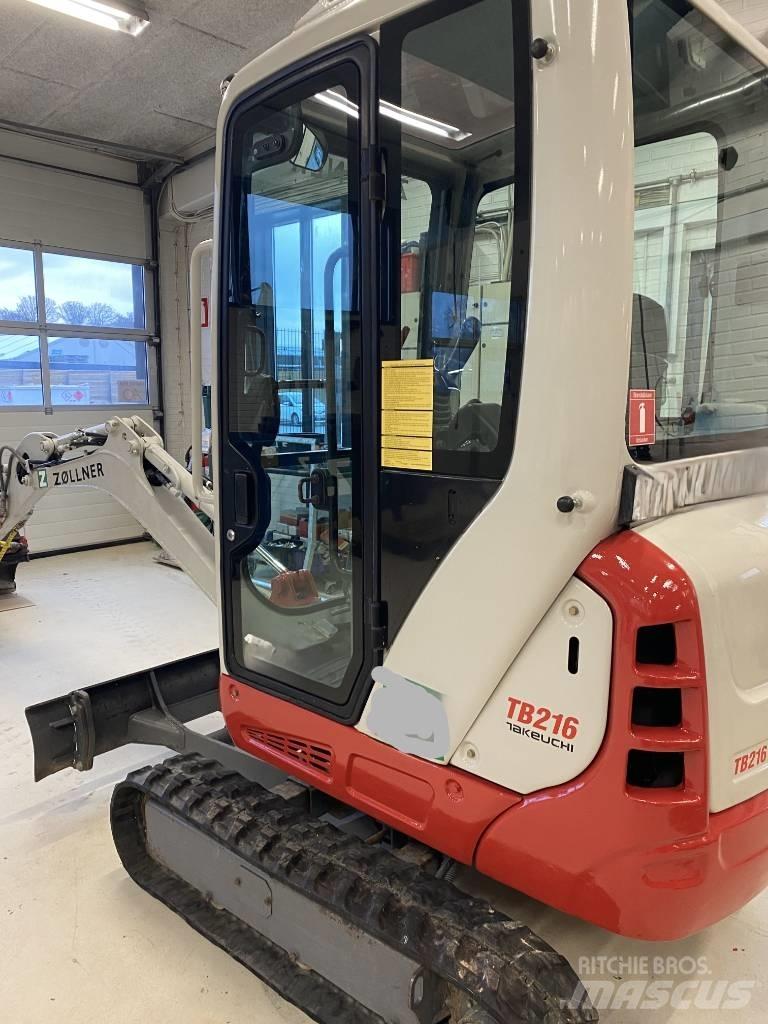 Takeuchi TB 216 小型挖掘机