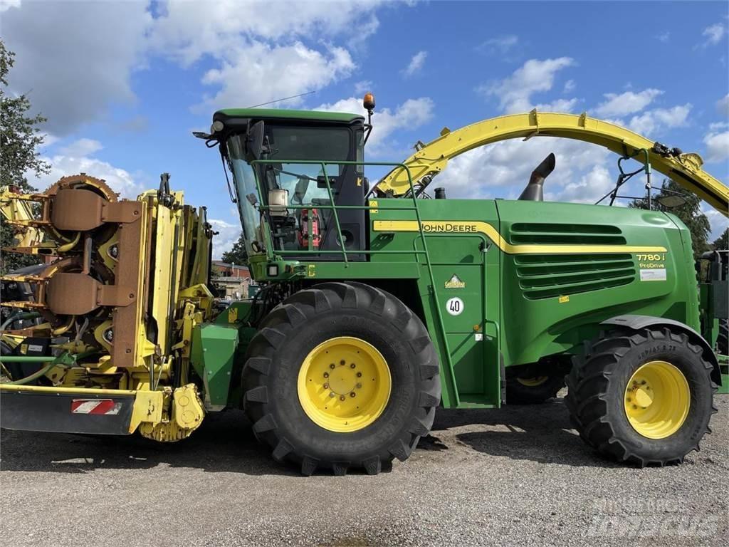 John Deere 7780i 自走式青贮饲料收割机