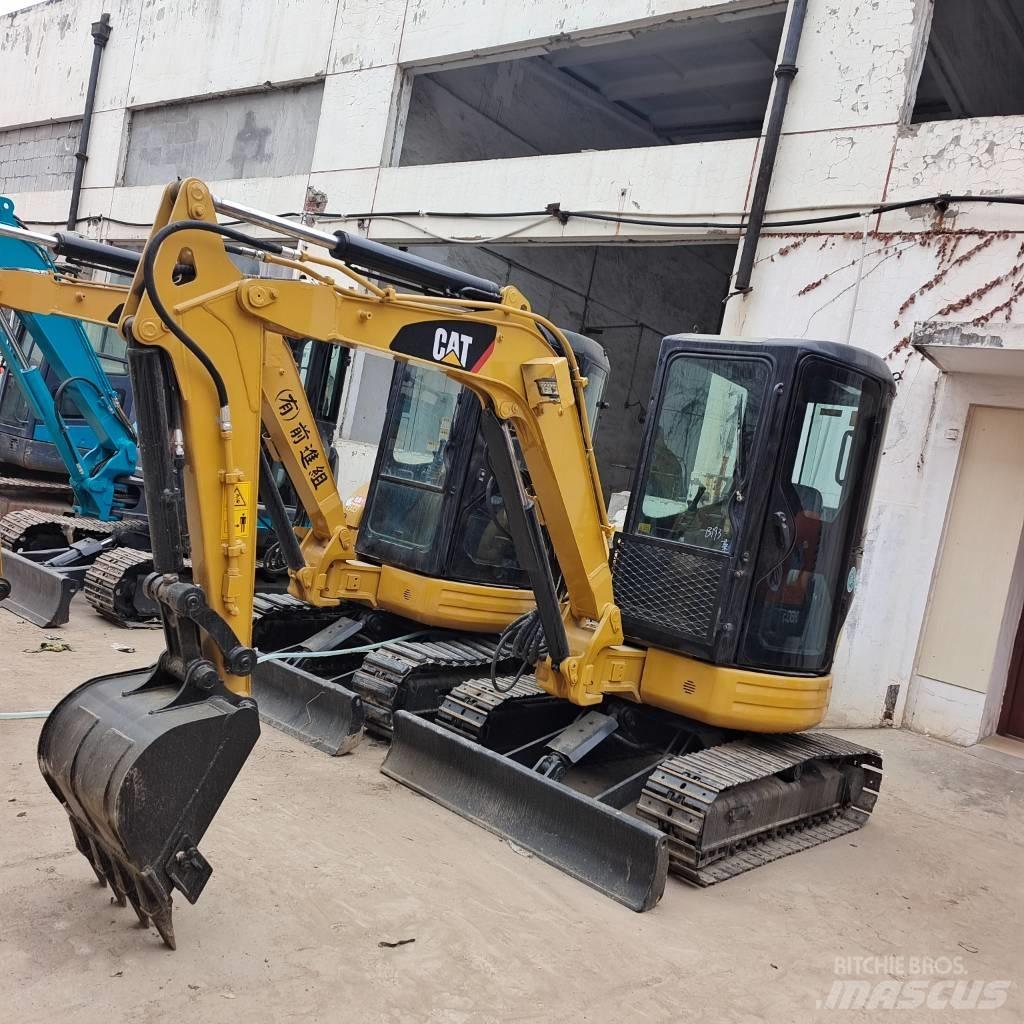 CAT 303 C CR 小型挖掘机