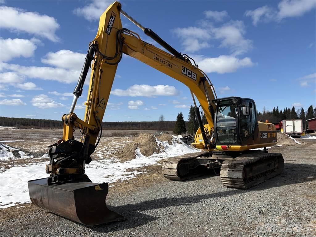 JCB JS210LC 履带挖掘机