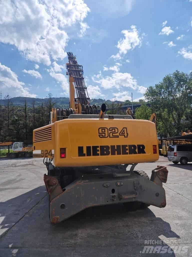 Liebherr A924C 工业挖掘机