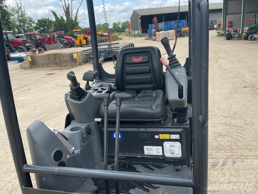 Yanmar SV 15 小型挖掘机