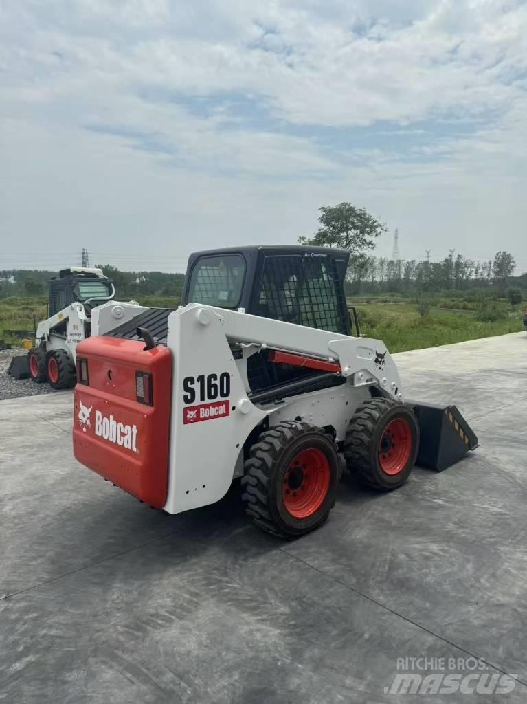 Bobcat S 160 滑移装载机