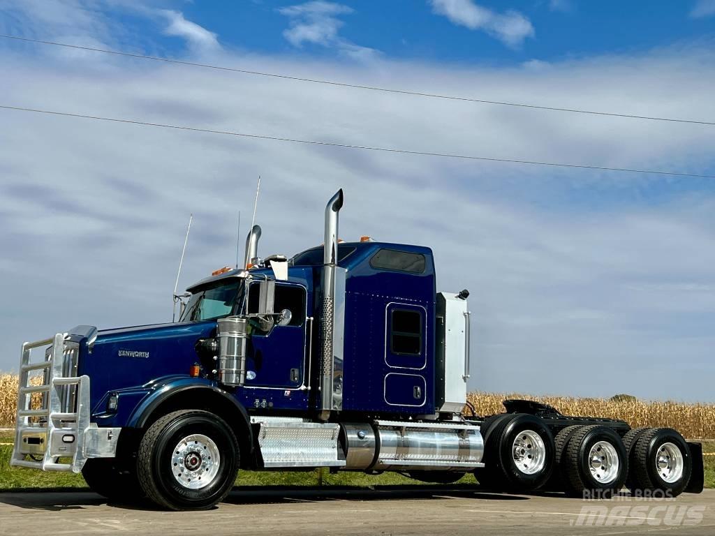 Kenworth T 800 牵引车