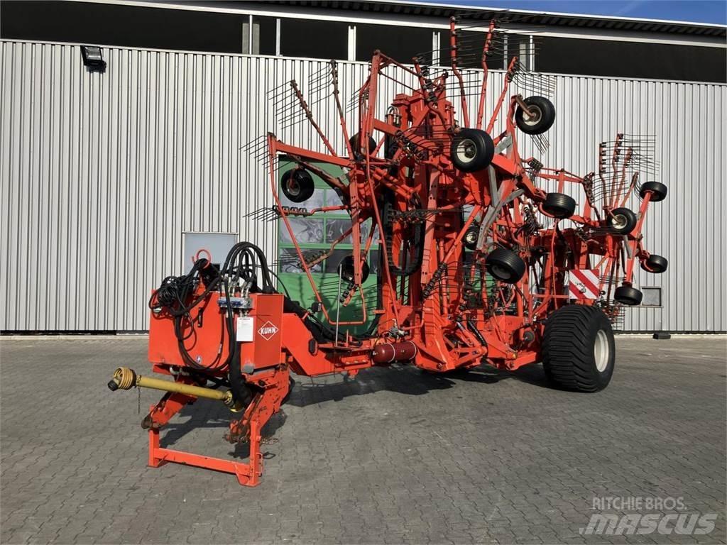 Kuhn GA 15021 料堆整形机