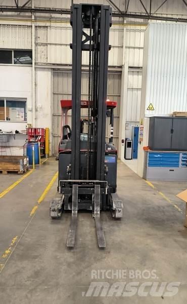 Manitou 8FBRE16 行走式堆垛机