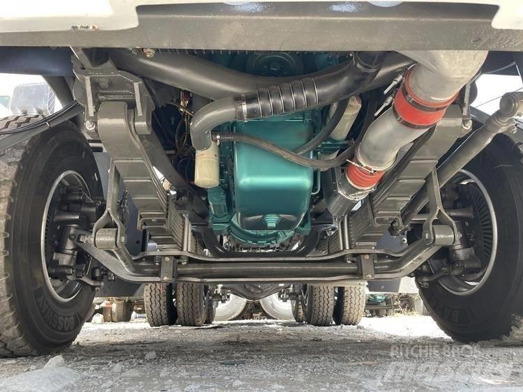 Howo 420 6x4 牵引车