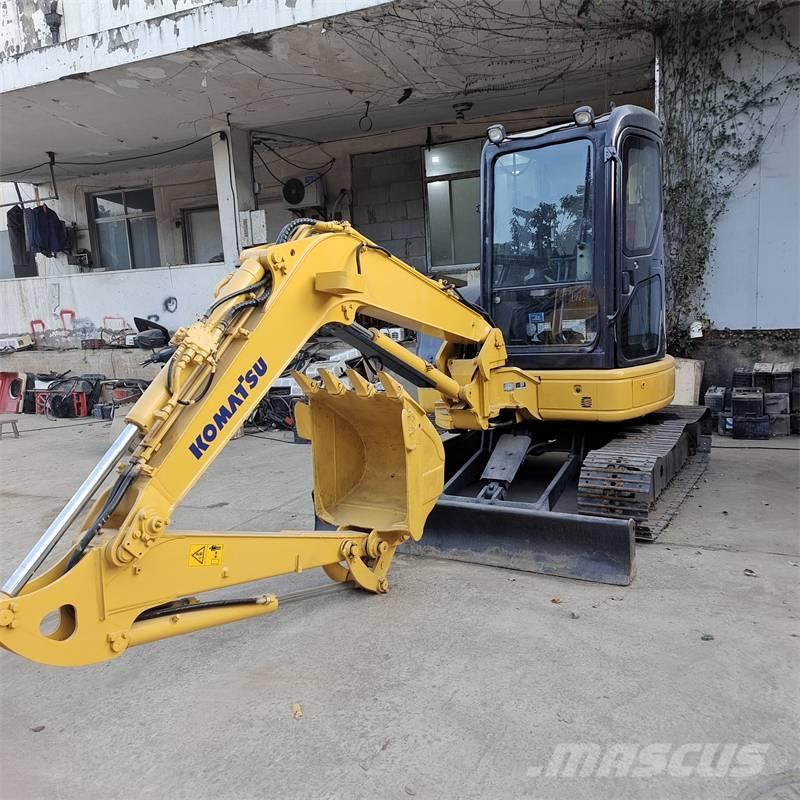 Komatsu PC 40 MR 小型挖掘机
