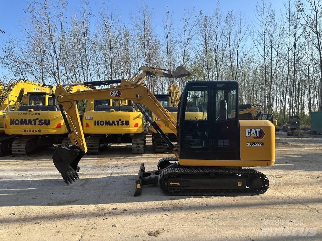 CAT 305.5E 小型挖掘机