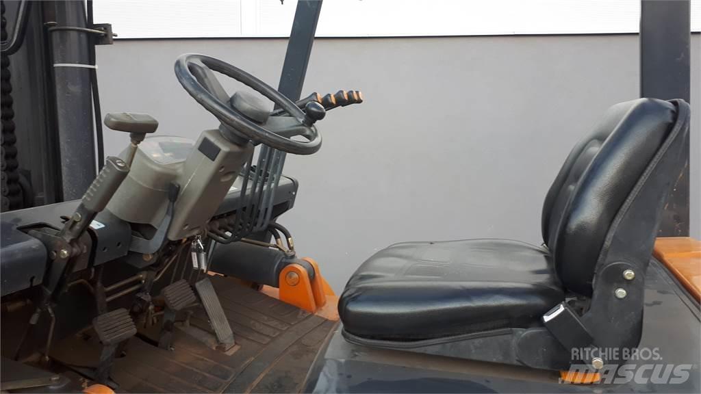 Baoli CPCD100 柴油叉车