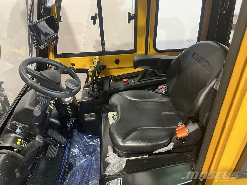 Hyundai 35BE-X 电动叉车