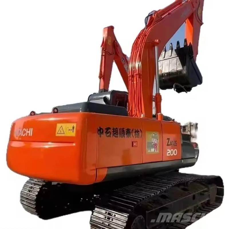 Hitachi ZX 200 履带挖掘机