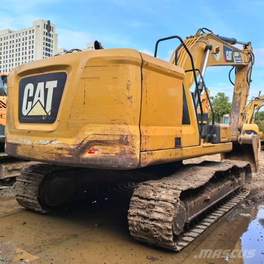 CAT 320 中型挖掘机