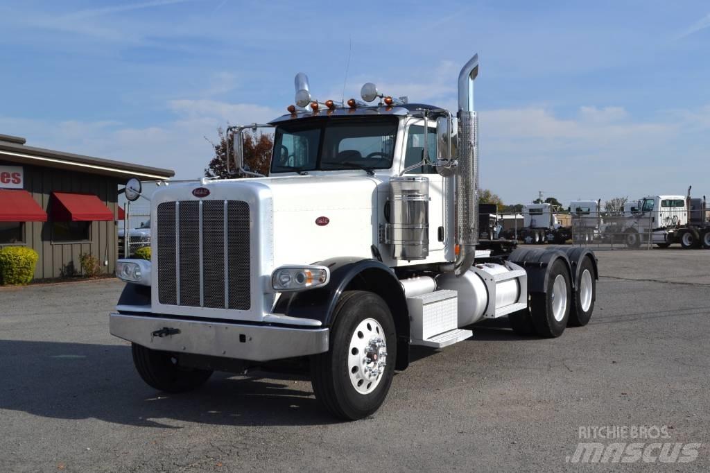 Peterbilt 389 牵引车