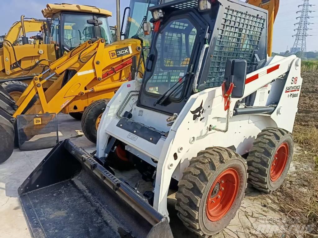 Bobcat S18 滑移装载机