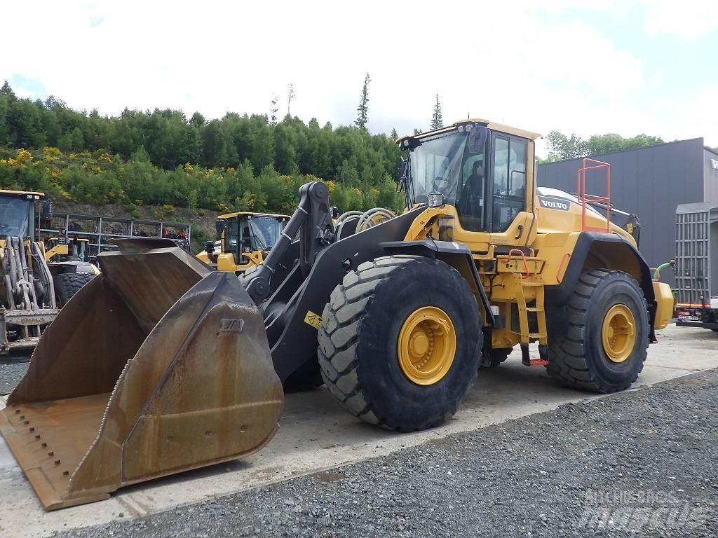 Volvo L 220 H 轮式装载机