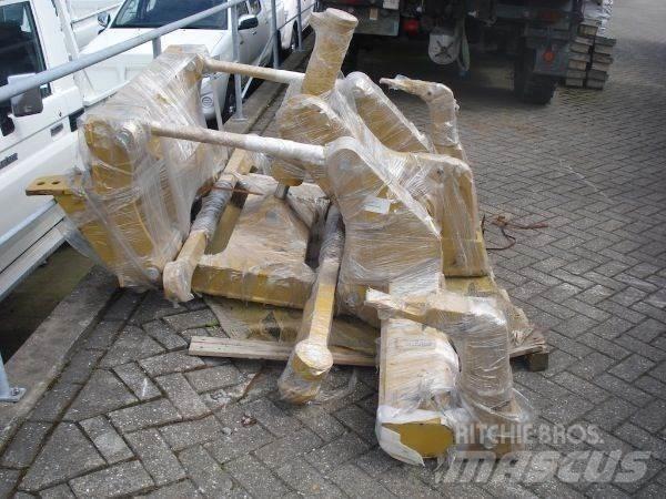 CAT 140M/160M Ripper 建筑机械-其他