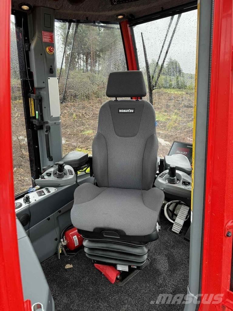 Komatsu 875 集运机